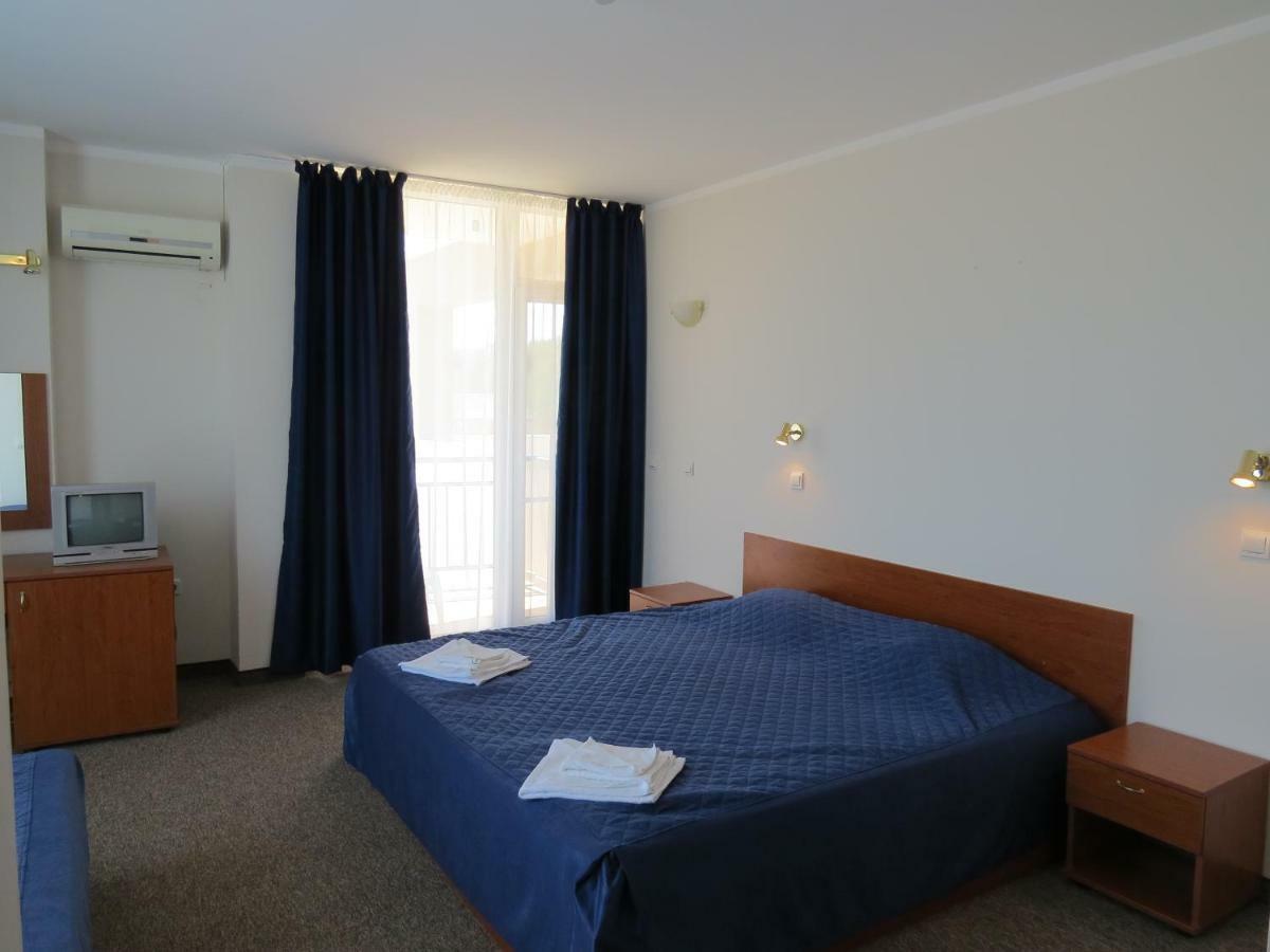 Royal Beach Hotel Sozopol Exterior photo
